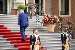 Wereldleiders binnen bij Huis ten Bosch voor diner