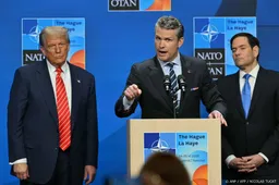 Hegseth haalt opnieuw uit naar de pers om Iran-berichtgeving