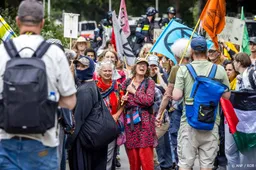 Bij Haagse wegblokkades aangehouden actievoerders weer vrij