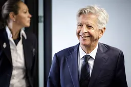 Plasterk zegt lidmaatschap PvdA op
