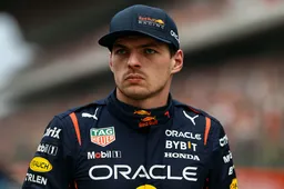 Verstappen vecht als een leeuw, maar Red Bull levert hem een tractor
