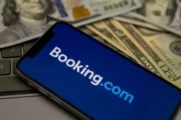 Booking.com aangeklaagd voor nepkortingen en prijsmanipulatie – mogelijk miljardenschade