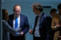 GroenLinks-PvdA steunt megadefensiebudget – van vredespartij naar oorlogslobby