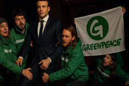 Greenpeace slaat door: steelt Macrons beeld vanwege Russisch gas