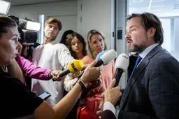 NSC wil informatie minister over strafbaarstelling illegaliteit