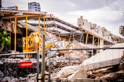 Gewonde na instorten dak winkelcentrum Arnhem