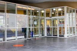 Man die stoeptegel op hoofd kreeg in Rotterdam 'goed hersteld'