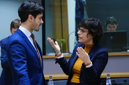 VVD en D66 willen embryo’s selecteren: God spelen in de Tweede Kamer