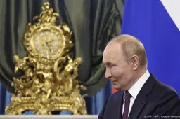 Kremlin vraagt om terughoudendheid in nucleaire dreigingen 