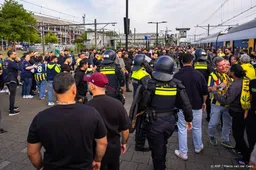 12 aanhoudingen rond Feyenoord-Fenerbahçe, onder meer voor geweld