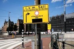 Amsterdamse Oranjesluizen klaar voor topdrukte tijdens SAIL
