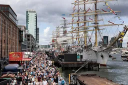 Flinke rijen bij tallships op tweede dag SAIL 