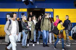 NS gaat spitsreizigers wijzen op minder drukke treinen