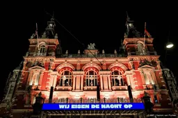 Amsterdamse gevels kleuren oranje in strijd tegen vrouwengeweld