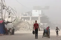 Meer Israëlische aanvallen op Gaza-Stad, overleg in Witte Huis