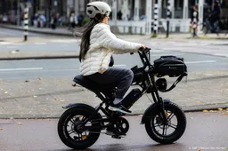 Kabinet wil helmplicht tot 18 jaar op elektrische fiets
