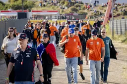 Grote drukte op boulevard Zandvoort door F1-fans
