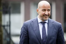 Marcouch: verstoren wedstrijden met vuurwerk is onacceptabel
