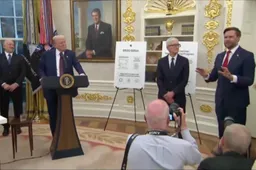 Trump ontkent alles over Epstein – achterban woedend
