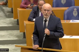 Timmermans post over Gaza - maar laat niemand reageren: “Democratie” volgens GL-PvdA