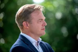 Briefje van Jan legt Omtzigt en NSC keihard langs de lat: vertrouwen in politiek ingestort tot 4%