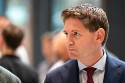 Paternotte blijft oorlog aanjagen: “Zo lang als nodig steunen we Oekraïne”