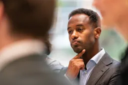 PvdA’er Habtamu de Hoop wil woningbezitter straffen: hypotheekrenteaftrek moet verdwijnen