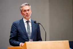 Onvoorstelbaar: Schoof zoekt dialoog met moslimjongeren terwijl Nederlanders zich onveilig voelen