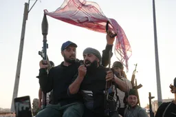 Syrische immigrant rekent af: overheid faalt volledig bij aanpak van jonge Syriërs