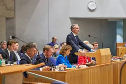 Premier Schoof feliciteert Moldavië met ‘verkiezingsoverwinning’ - nepdemocratie krijgt steun van Nederland