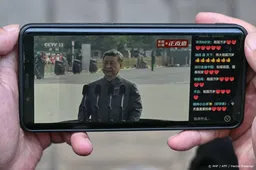 Xi noemt China 'onstuitbaar' in openingstoespraak parade
