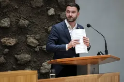 Huidige fractieleden blijven na ruzie top 3 van kieslijst DENK