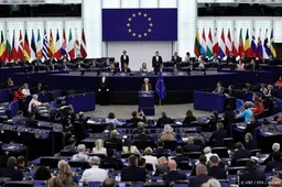 Geroep in zaal Europees Parlement tijdens speech Von der Leyen