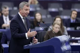 Poolse Europarlementariërs danken Nederlandse piloten