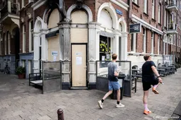 Panden van De Pizzabakkers in Amsterdam gesloten