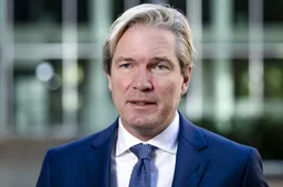 Minister verwijst naar OM voor mogelijke stappen na concert Vylan