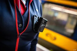 Miljoenen voor bodycams in trein en veiligere stations