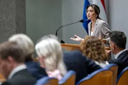 Geërgerde linkse oppositie vindt VVD te terughoudend over Gaza