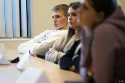 Meer zij-instromers in mbo, inspectie wil betere scholing