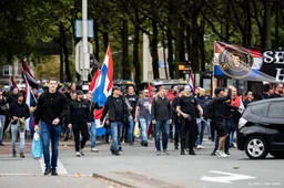 Duizenden mensen demonstreren op Malieveld tegen asielbeleid