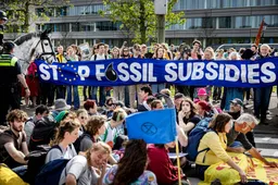 Rapport: fossiele productie stijgt recht tegen klimaatdoelen in