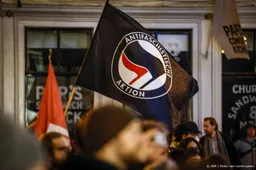 Trump tekent decreet dat Antifa als terreurorganisatie bestempelt