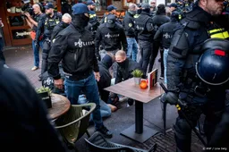 OM eist zes weken cel tegen eerste verdachte rellen Den Haag