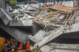 Dode en tientallen gewonden na instorten school in Indonesië 