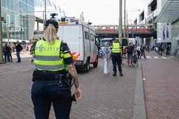 Amsterdam: verstandelijk beperkte man vastgehouden, mishandeld en beroofd - daders spraken Arabisch