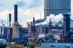 Kabinet trekt tot 2 miljard uit voor “groene” Tata Steel - weer miljarden belastinggeld naar vervuiler