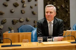 VVD’er Van der Burg in paniekmodus: roept op tot nóg meer steun voor Oekraïne en meer wapens