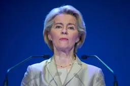 Media in paniek: Von der Leyen-vlucht zou GPS-storing hebben – FlightRadar ontkracht alles