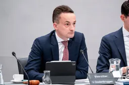 NSC-hypocrisie! Van Oostenbruggen wijst naar PVV en VVD, maar NSC lag zelf constant dwars