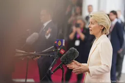 Von der Leyen noemt steun EU voor Oekraïne 'ijzersterk'